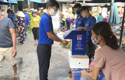 HÒA LIÊN: CHỦ NHẬT TÌNH NGUYỆN  CÙNG PHÒNG, CHỐNG DỊCH COVID-19