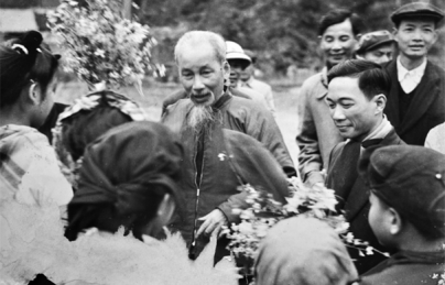 “Học tập và làm theo tư tưởng, đạo đức, phong cách Hồ Chí Minh về ý chí tự lực, tự cường và khát vọng phát triển đất nước phồn vinh, hạnh phúc”