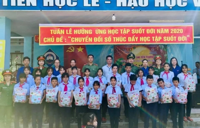 HỘI ĐỒNG ĐỘI HUYỆN TỔ CHỨC CHƯƠNG TRÌNH 